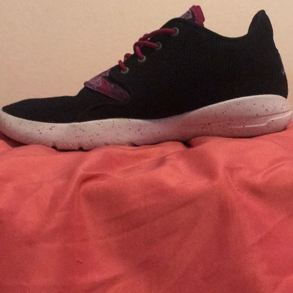 Jordan eclipse - Picture 2 of 5
